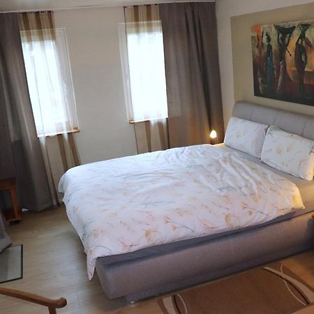 Ferienweingut & Gutsrestaurant Becker Apartment Burgen  Bagian luar foto