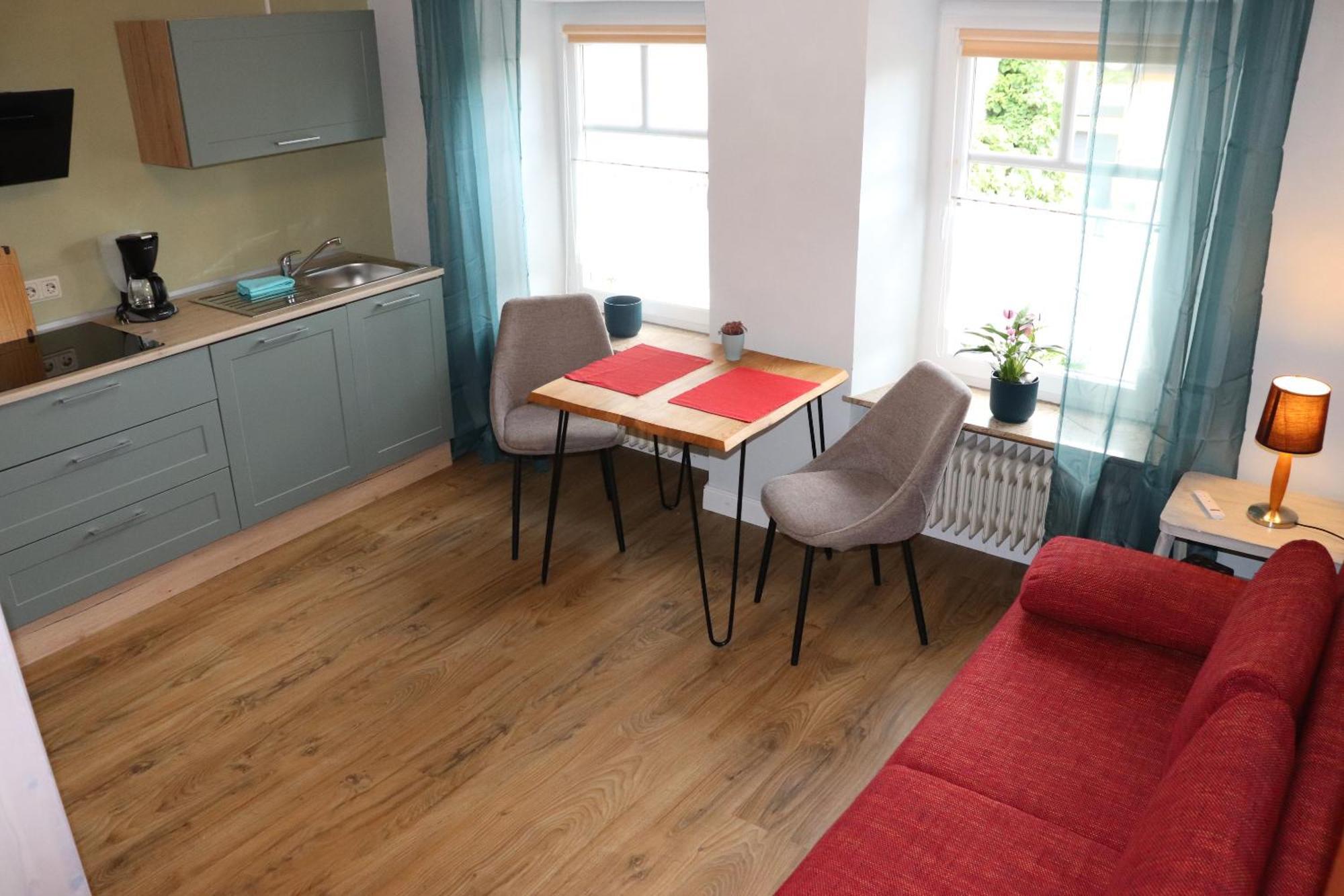 Ferienweingut & Gutsrestaurant Becker Apartment Burgen  Bagian luar foto